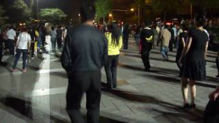 Video : China : Evening dance fun at QianHai, BeiJing 北京
