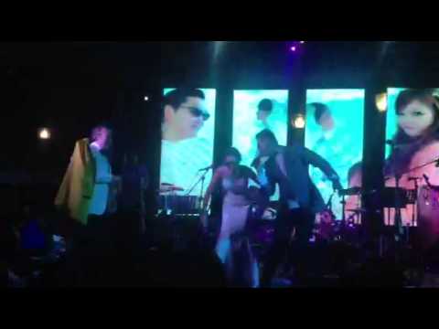 Agustín y Vanessa - Gangnam Style