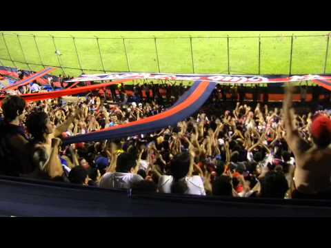 "La mejor hinchada del País. Tema callejeros - imposible (CERRO EN HD) 2014" Barra: La Plaza y Comando • Club: Cerro Porteño • País: Paraguay