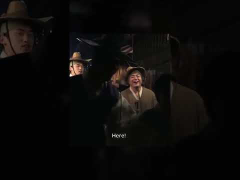 Taecyeon asking Hye yoon to hold his hand but #kimhyeyoon #taecyeon