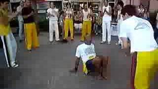 preview picture of video 'Roda di Capoeira ad Aversa 2'