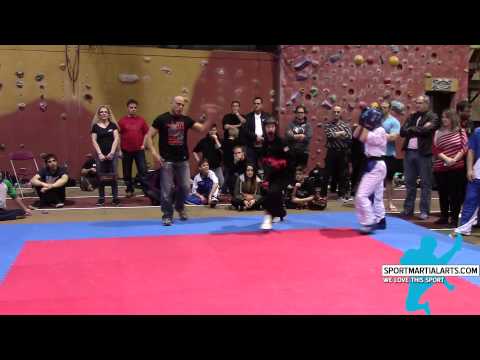 Gina Thornton vs Corina Balan - Women's Sparring - Quebec Open 2015