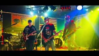 Download lagu 3 Doors Down - A Tribute To The Best Rock Band mp3