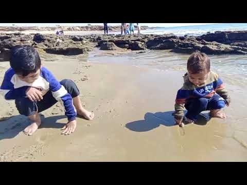 Zeeshan& junaid plyning in beach.baby video.kids video.funny kids video.