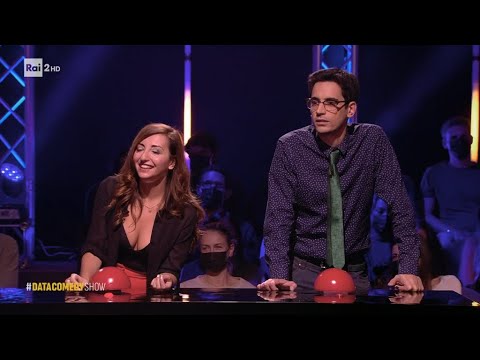 Gli anziani lo fanno meno di tutti - Data Comedy Show 16/11/2021