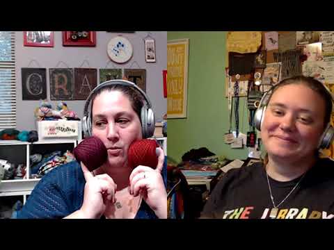 TheKnitGirllls Ep498 - One Bite At A Time