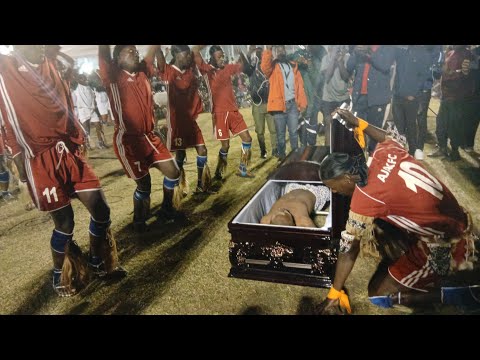 Kuthuke abaningi kuvuka umuntu ebhokisini lomngcwabo kwi Ngoma ka Zwelonke