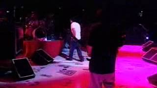 Deftones 12-19-00 Twisted Christmas concert