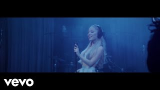 Ariana Grande - Baby I (Live)