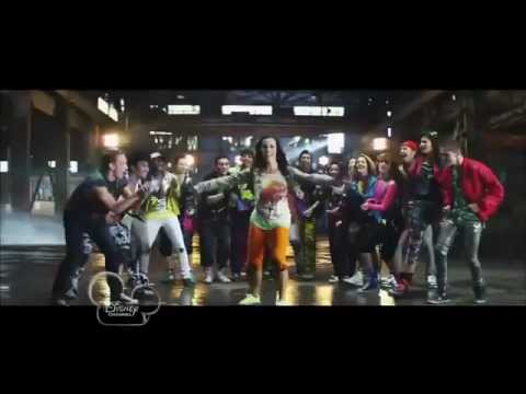 Bella Thorne feat Zendaya Coleman "watch me" clip official