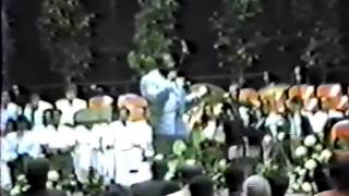 Rev. James Cleveland & Richard "Clean" White - "Precious Memories" GMWA 1987