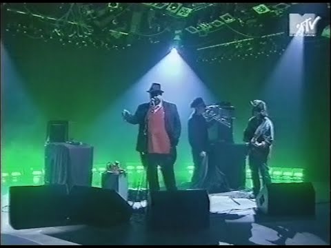 David Thomas And His Two Pale Boys - Surfer Girl (Alternative Nation 1997)