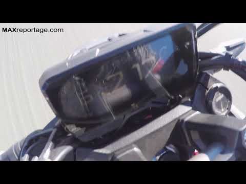 Honda CB650R 2019 Top Speed 234 km/h on German Autobahn