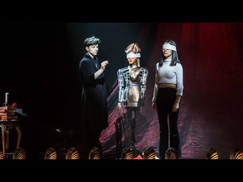 «Incanti», al teatro Olimpico lo spettacolo fra illusionismo e e grandi autori, da Shakespeare ...