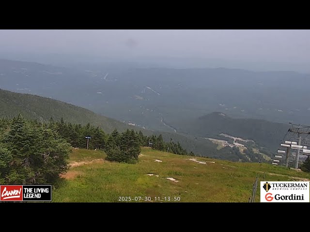 Live webcam view of Cannon Mountain Chairlift View