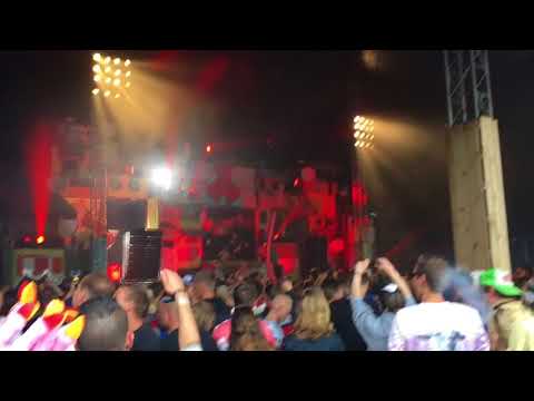 Donkey Rollers Defqon.1 2017 Magenta