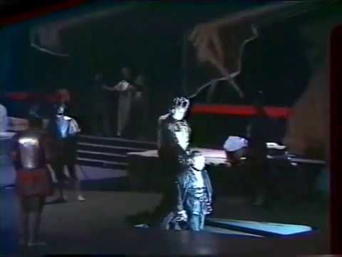 Montserrat Caballé - FINALE DON CARLO GIUSEPPE VERDI (15 seconds holding the last tone)