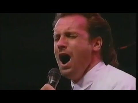 I Bowed On My Knees - Gaither Vocal Band (Praise Gathering '93)