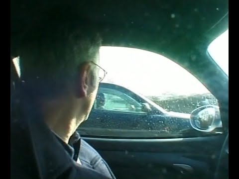 Harald Schmidt unterwegs im Porsche 911