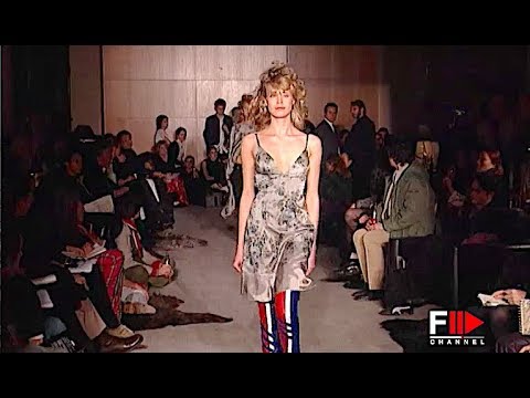 DIRK BIKKEMBERGS Fall 2002 2003 Paris - Fashion Channel