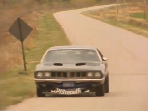 Miami Nights 1984 - Accelerated (71 PLYMOUTH BARRACUDA VS 89 NISSAN 240SX 1990)