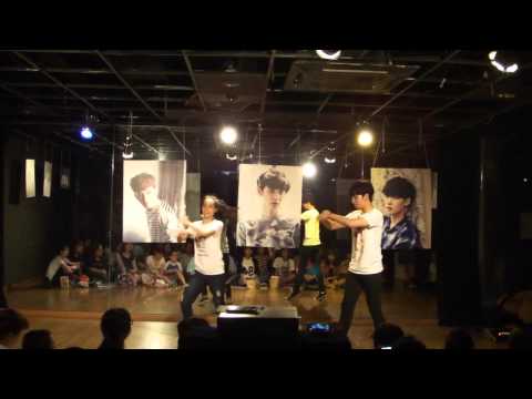 1st Offline EXO's noona dance cover Love Me Right