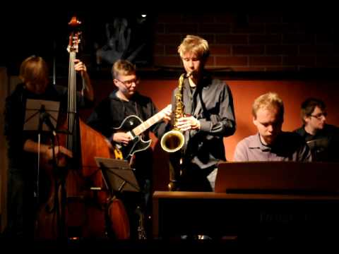 Aapo Heinonen Quartet - Snow in July (Paapan Kapakka, Tampere 16.10.2009