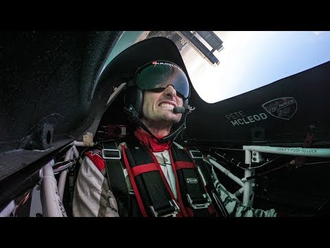 How To: handle the G-force in the Red Bull Air Race