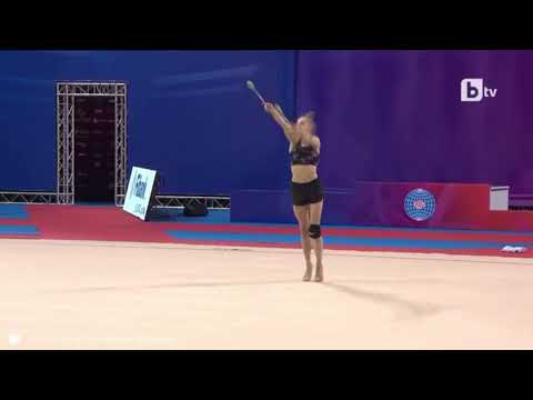 Boryana Kaleyn clubs podium training WC Sofia 2022