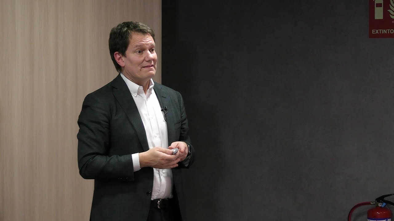 Construyendo un futuro más sostenible: La IA responsable | Antonio Budia | TEDxEAEBusinessSchool