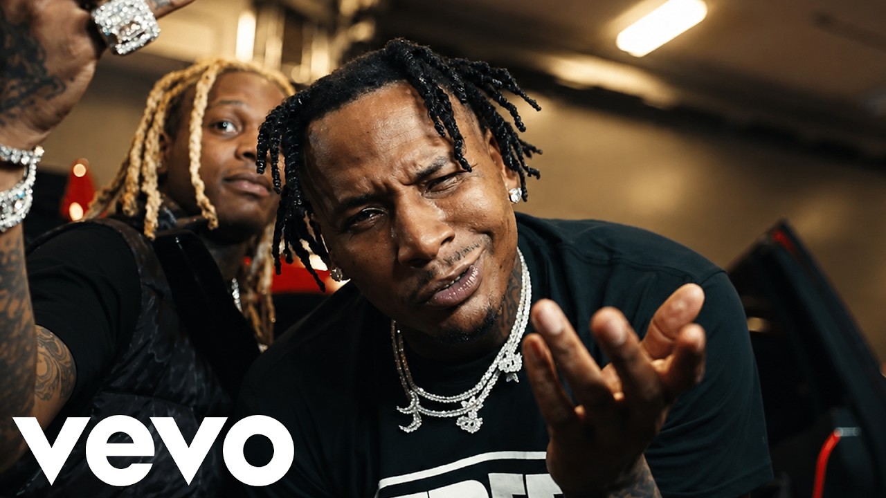 Moneybagg Yo ft. Pooh Shiesty - Bussin' [Music Video]