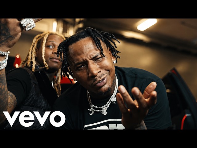 Moneybagg Yo ft. Pooh Shiesty - Bussin' [Music Video] SDDEFAULT Thumbnail