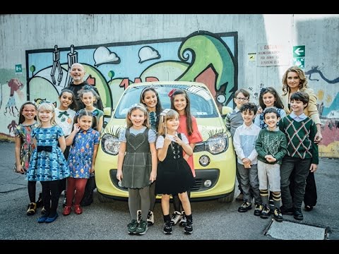 I solisti del 58° Zecchino d'Oro 2015 cantano "Lo Zecchino siamo noi"