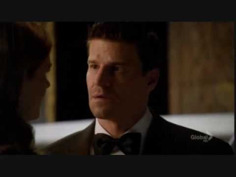booth and bones intercepted kiss...again UGH!