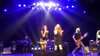 Anneke van Giersbergen &amp; Kari Rueslåtten - In Motion #1 [Chile 2015]