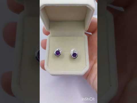Подарок девушке серьги с цирконами в стиле минимализм "Диски аметист в серебре" ювелирный сплав в коробочке - фото 1 - id-p2359272022