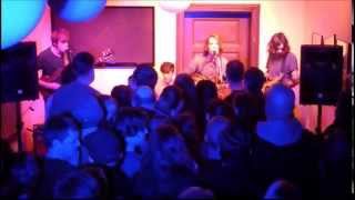 Ultimate Painting »Rolling In The Deep« live @ Gastfeld