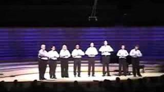 OVation Don't dress a cat in an apron