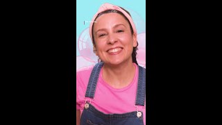 Sing icky sticky sticky sticky bubblegum with Ms. Rachel, now playing on Netflix! 🫧