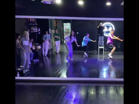 KARD - Hola Hola Dance Cover | QIANLIN & YUANZHI GROUP