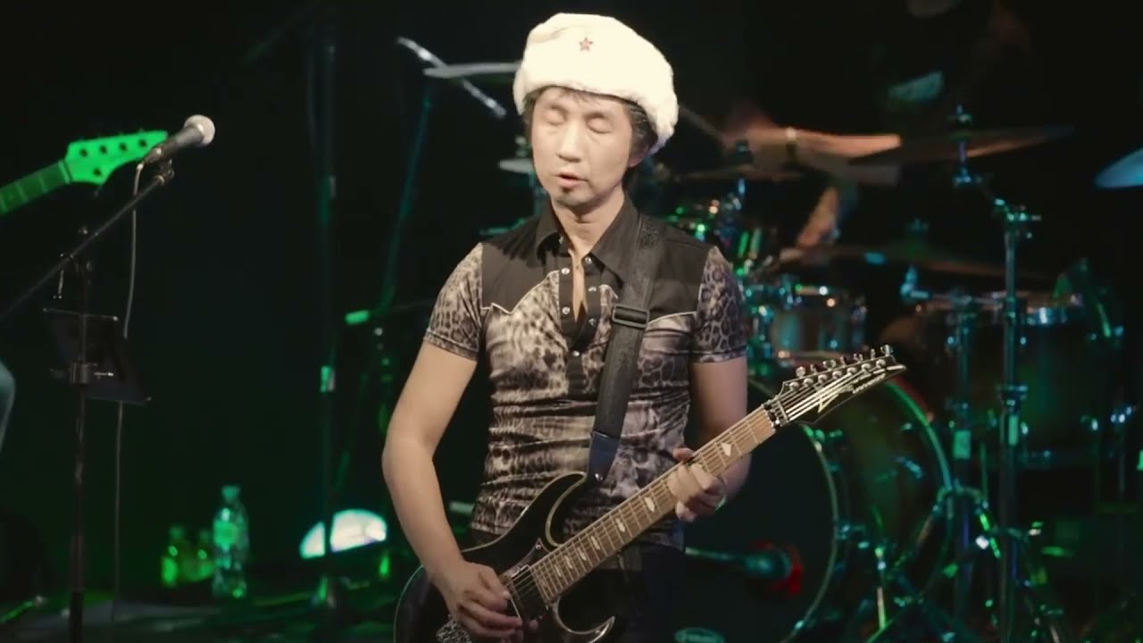 Theme of Laura live / Akira Yamaoka - YouTube