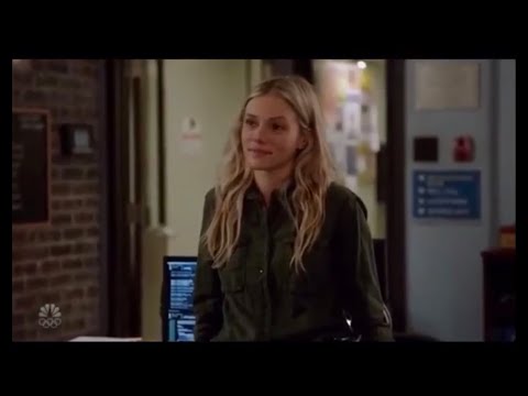 Chicago P.D Hailey and Jay 7x18 pt. 2/10 - Upton and Halstead -Take the lead - Cute smile