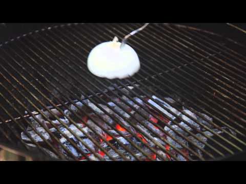 How To Clean Your Grill With An Onion And A Fork