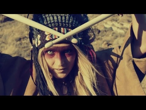 Ekat Bork - The World is Dancing