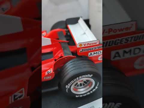 Ferrari F2005 Rubens Barrichelo Hotwheels 1:18
