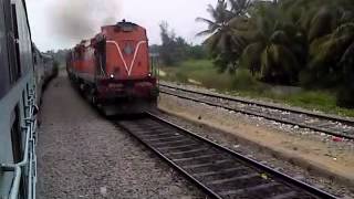 preview picture of video 'jaipur-mysore-jaipur express at its best @ pandavapura'