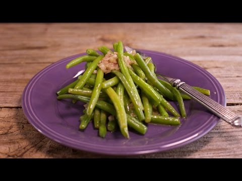 On a Diet? This Green Beans Recipe Will Save Your Thanksgiving