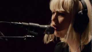 Dum Dum Girls - Lord Knows (Live on KEXP)