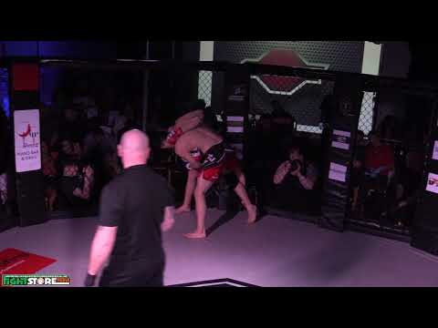 Nicky Gordon vs Daniel Chang - Cage Conflict