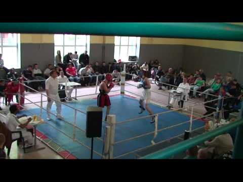 Boxen TuS Syke 16.05.10 Delmenhorst Artem 3. Runde 7. Kampf vs. Adrian 52. Kampf.asf